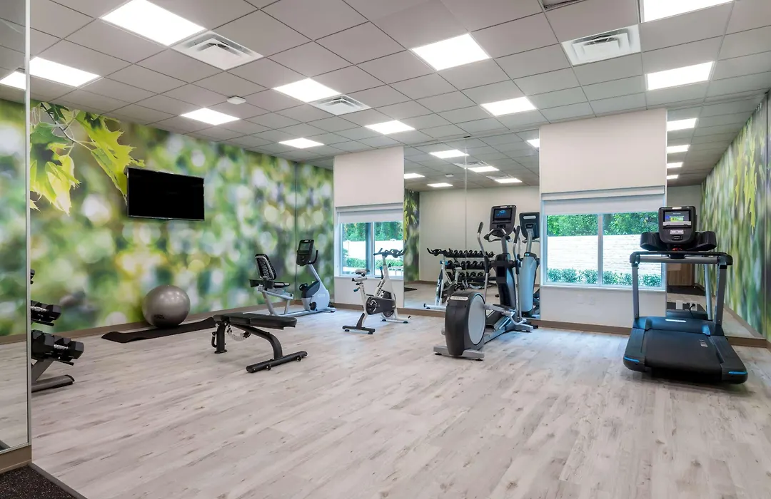 Wyndham Garden Orlando Airport - Free Airport Shuttle - Park N' Fly Available-1